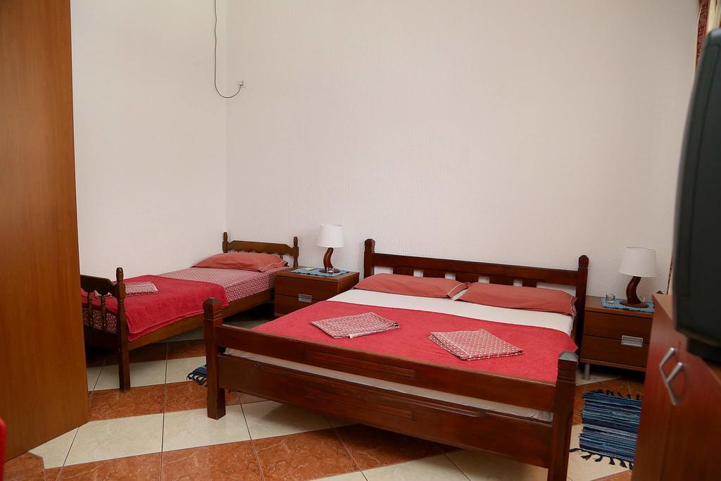 Apartments Stevo Nikocevic بار المظهر الخارجي الصورة
