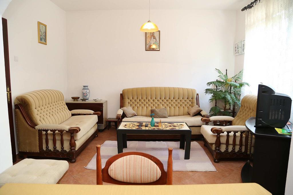 Apartments Stevo Nikocevic بار المظهر الخارجي الصورة