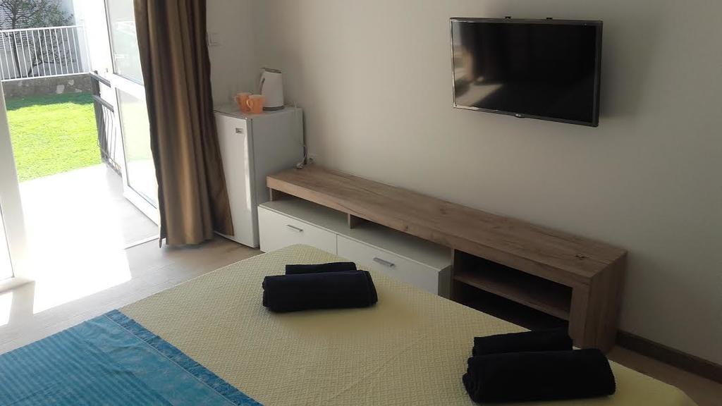 Apartments Stevo Nikocevic بار المظهر الخارجي الصورة